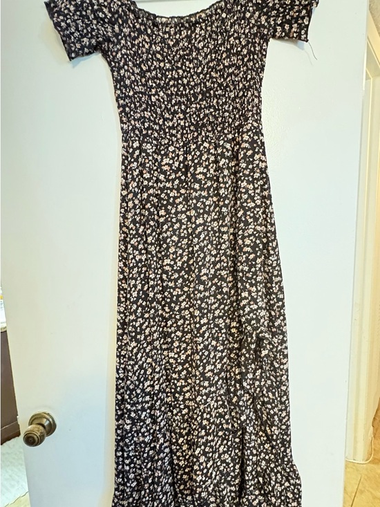 Francesca's Collections Dresses & Skirts - Francesca's Collections Black Floral Smocked Off-Shoulder Maxi Dress